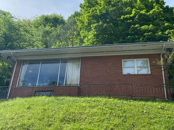 144 Perry St, Pikeville, KY 41501