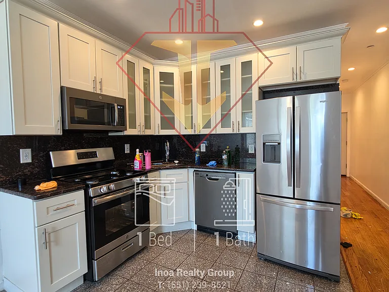 377 Danforth Ave #4 — Photo 14