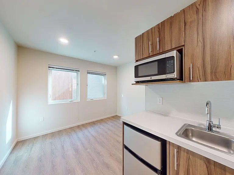 Plaza Apartments — Photo 117