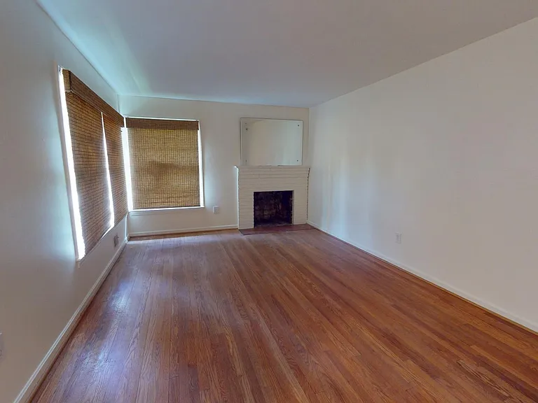 6415 Potomac Ave — Photo 4