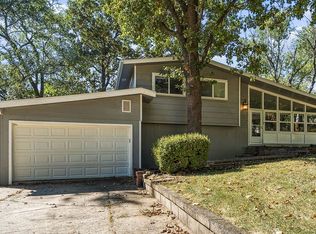 901 E Overcrest St, Fayetteville, AR 72703
