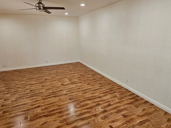 4th image of 2558 Alderwood Dr