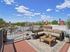 196 7th Ave, Brooklyn, NY