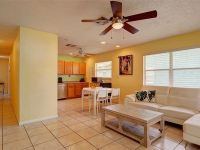 420 NW 49th St, Oakland Park, FL, 33309