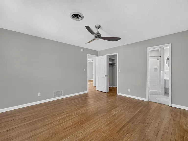 677 Selkirk Dr — Photo 24