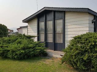 332 Rainbow Pl SW, Mattawa, WA 99349