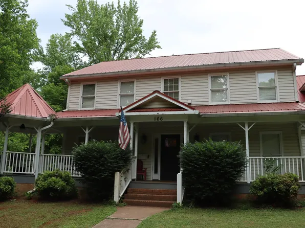 166 Chestnut Lake Dr, Inman, SC 29349