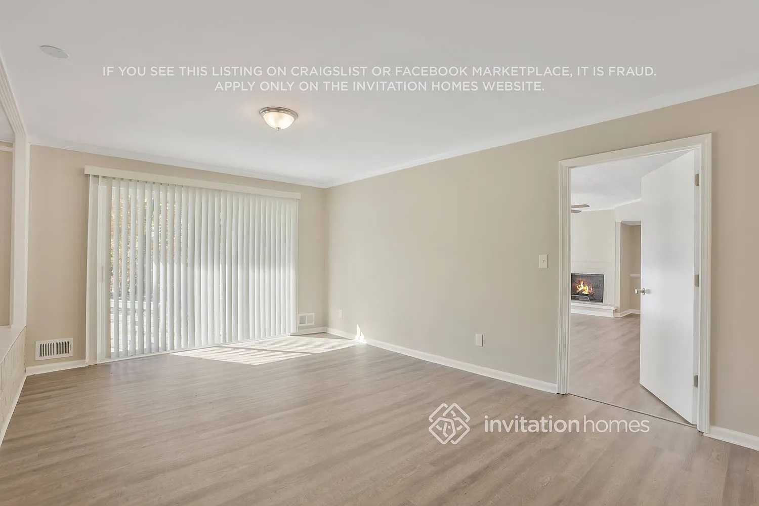 5217 Hidden Hills Ct Stone Mountain, GA 30088 — Photo 4
