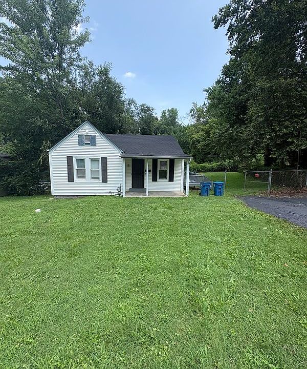 2nd image of 2501 Tyrell Dr