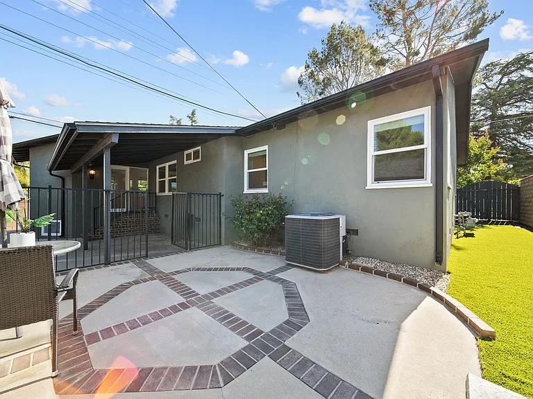 10257 McVine Ave — Photo 29