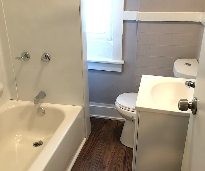 347 Maple Blvd — Photo 9