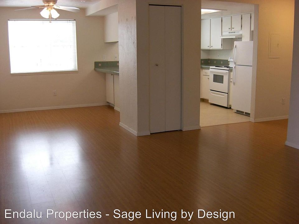 2nd image of 996 W 4th Ave APT 3