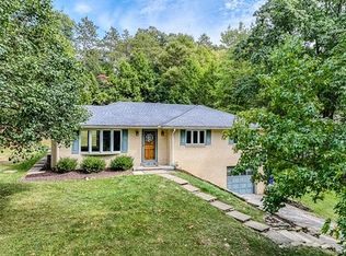 109 Fern Hollow Rd, Sewickley, PA 15143