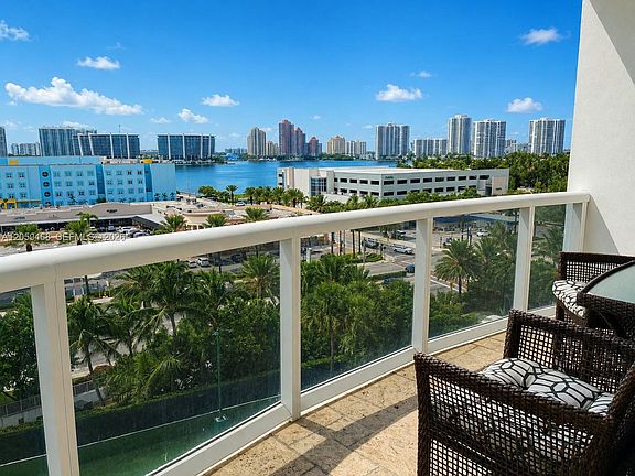 4th image of 18201 Collins Ave APT 901A