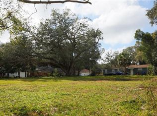 800 10th St NW, Largo, FL 33770