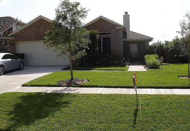 Front Curb Side