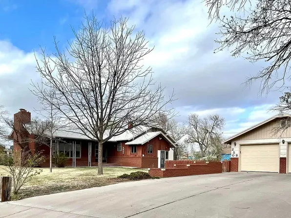 2508 C St, Garden City, KS 67846