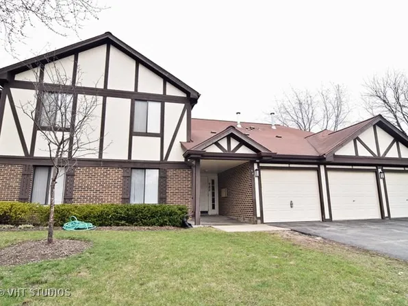 942 E Kings Row, Palatine, IL 60074