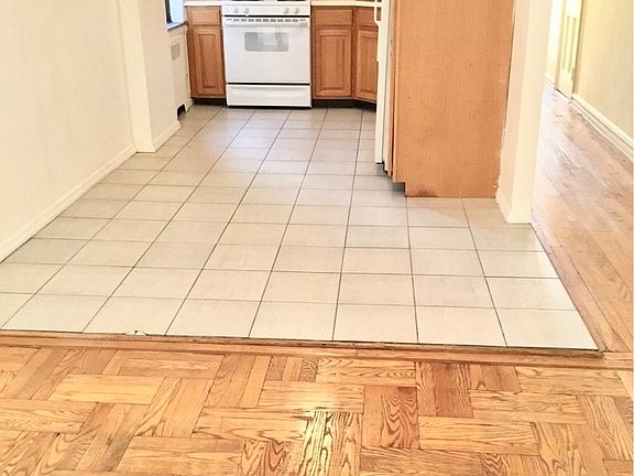 4th image of 4755 39th Pl APT 5A