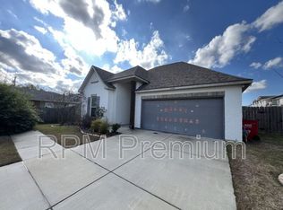 14401 Sterling Oaks Dr, Gonzales, LA 70737
