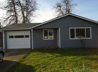 945 N 7th St, Aumsville, OR