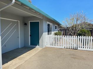 952 34th Ave, Santa Cruz, CA 95062
