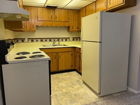 4th image of 7107-7115 N Miramar Dr #1401