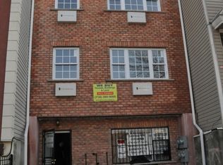 1082 Hancock St #3, Brooklyn, NY 11221