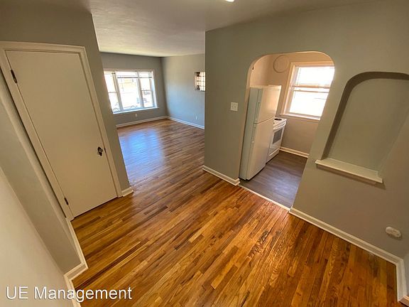 4th image of 3958 Jamieson Ave #10871922