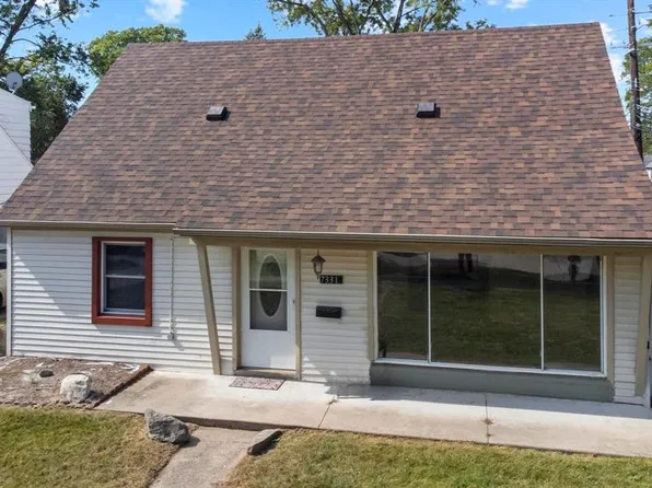 7331 Drexel St, Dearborn Heights, MI 48127