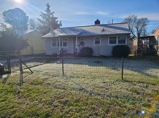 838 Fort Henry St, Petersburg, VA