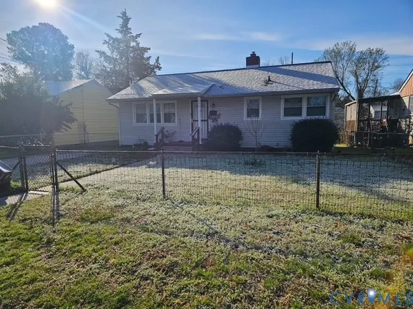 838 Fort Henry St, Petersburg, VA 23803