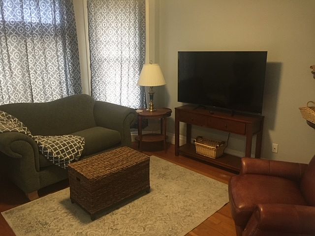 1st image of 808 S L St APT B
