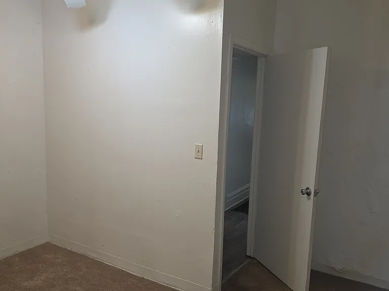 2910 S Compton Ave #1RST — Photo 13