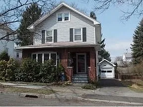 153 Matthews St photo 1