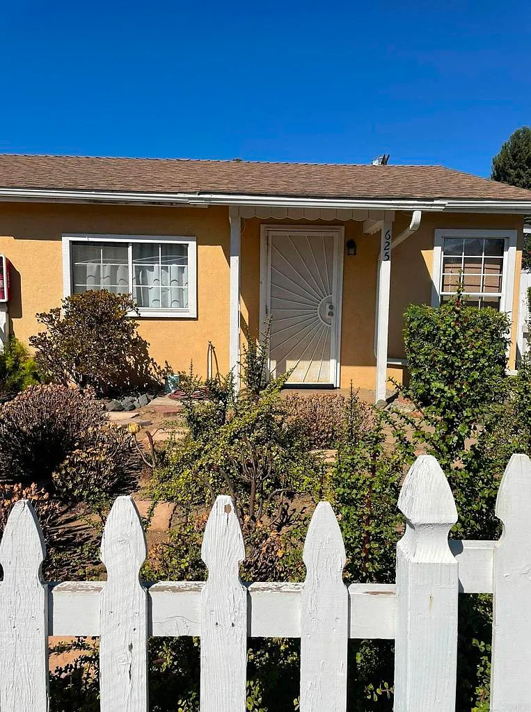 1 bed, 670 sqft, $2,100 — Photo 1