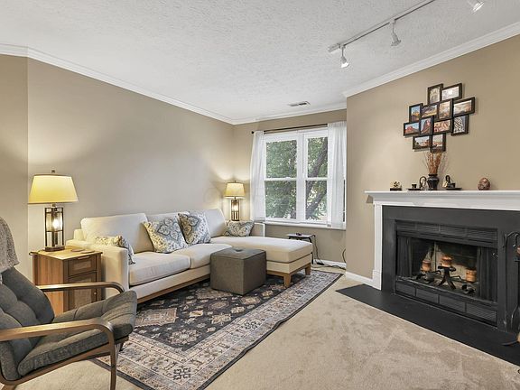 5th image of 5315 Stonemeadow Ave APT D