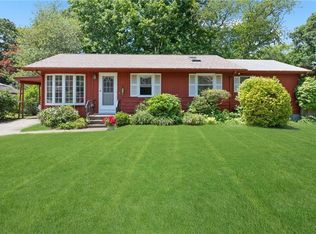 116 Spice Bush Trl, Narragansett, RI 02882