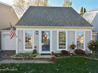 3S218 Twin Pines Dr, Warrenville, IL