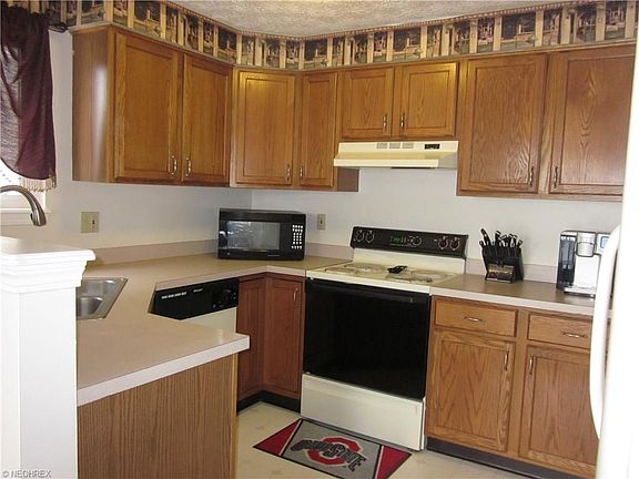 2nd image of 2164 Stonehenge Cir