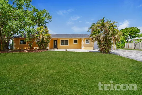 268 Plumosa Dr Photo 1
