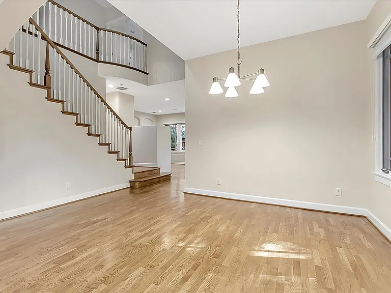 121 Boyer Ln — Photo 8