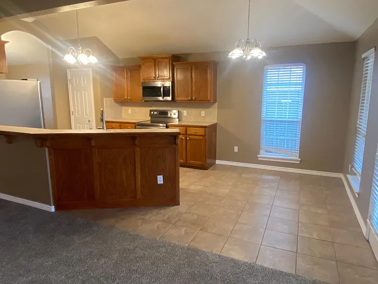 2331 Apple Way — Photo 3