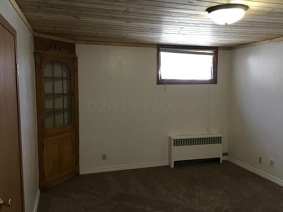 5th image of 227 Central Ave S