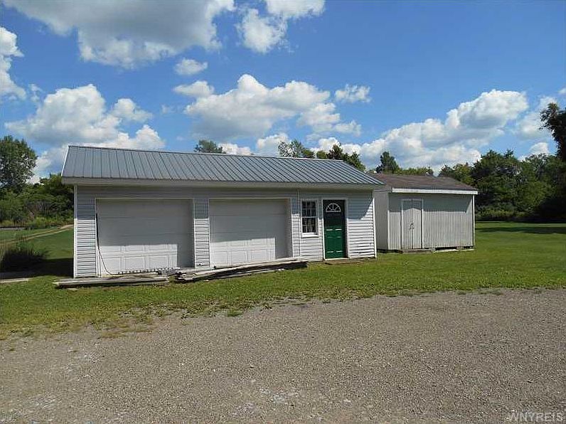 2nd image of 2988 Elliott Rd