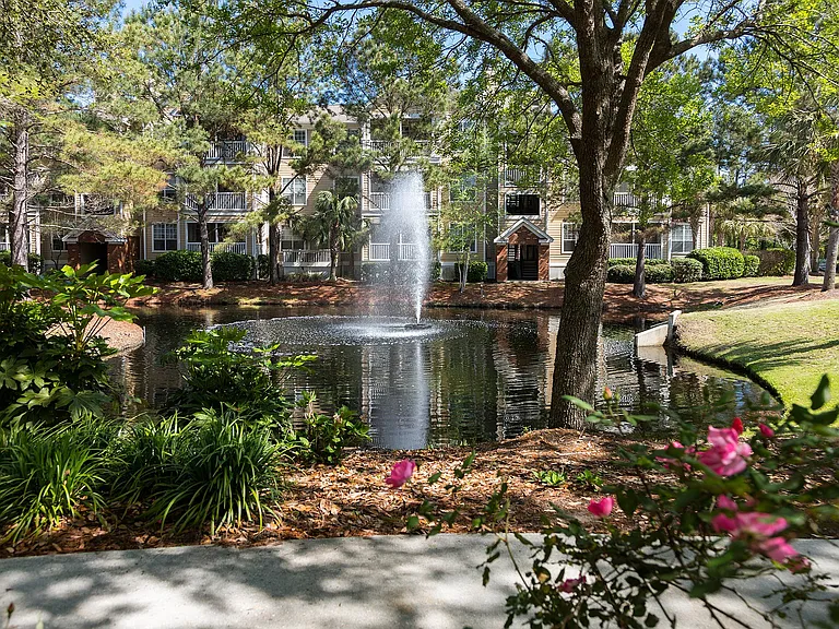 Avana Long Point — Photo 16