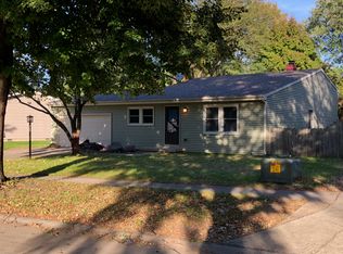 2316 Hackberry Ct, Champaign, IL 61821