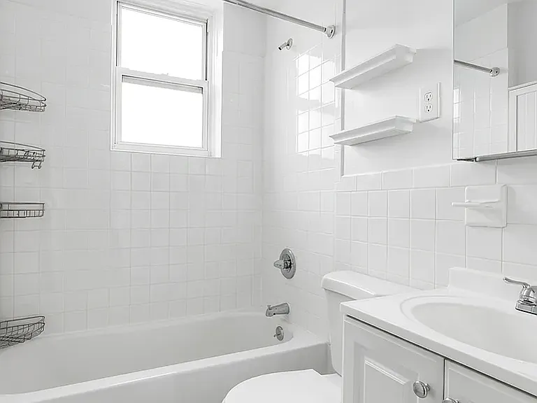 325 E 89th St #5W — Photo 6
