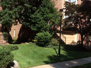 11517 Hemingway Dr, Reston, VA 20194