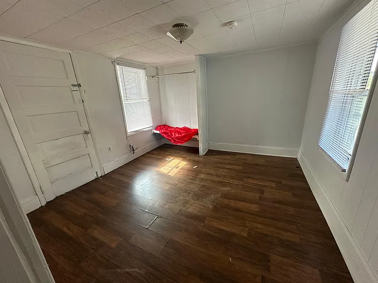 540 Freemont Ct #1 — Photo 15